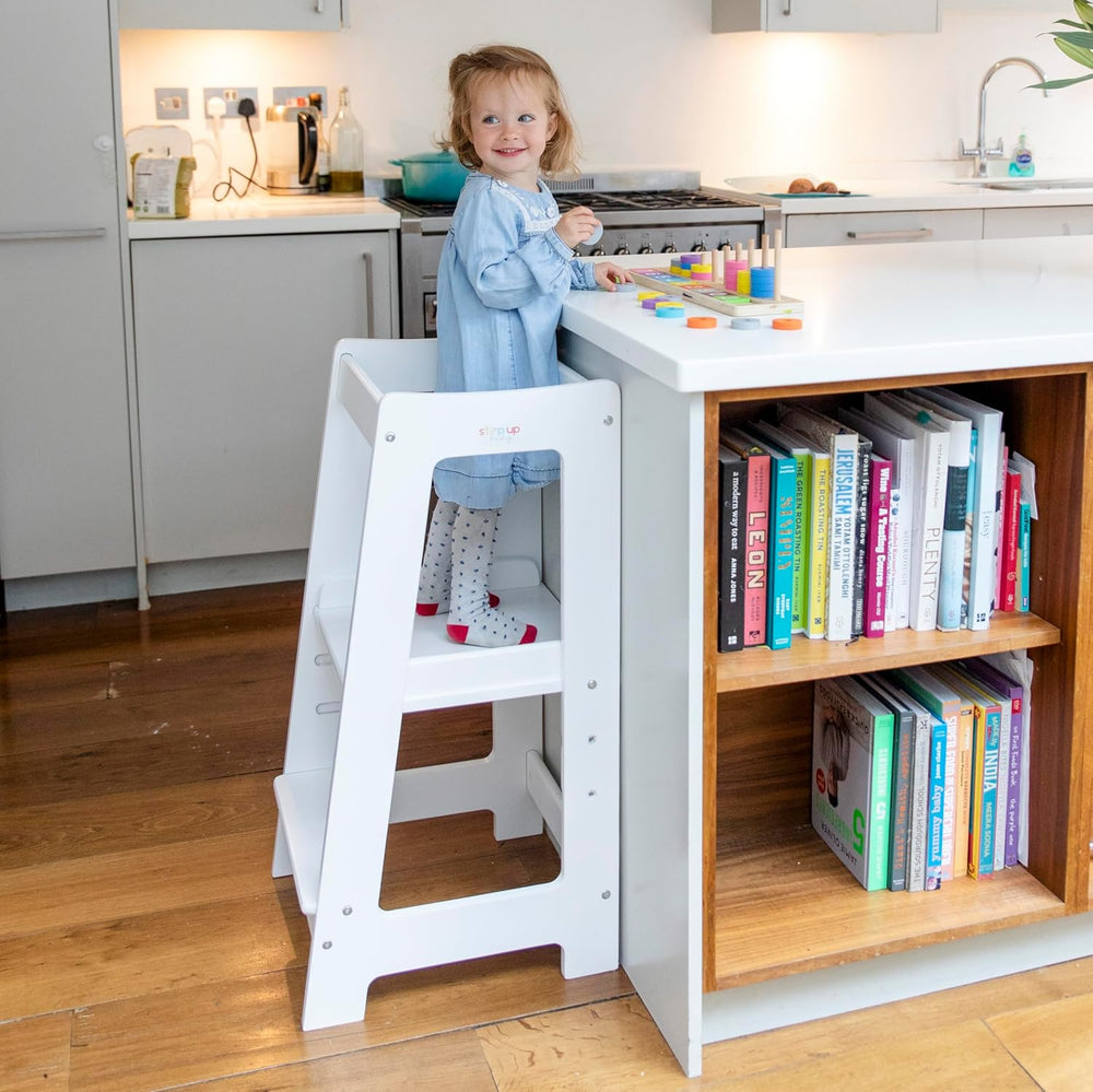 La nostra torre per bambini Montessori con gradino regolabile